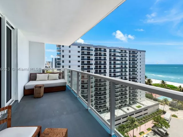 2-bedroom condo for rent in Miami Beach -  - MondialRealty