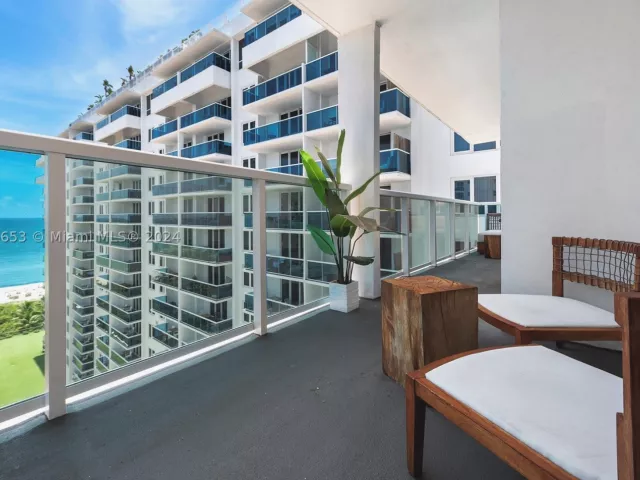 2-bedroom condo for rent in Miami Beach -  - MondialRealty