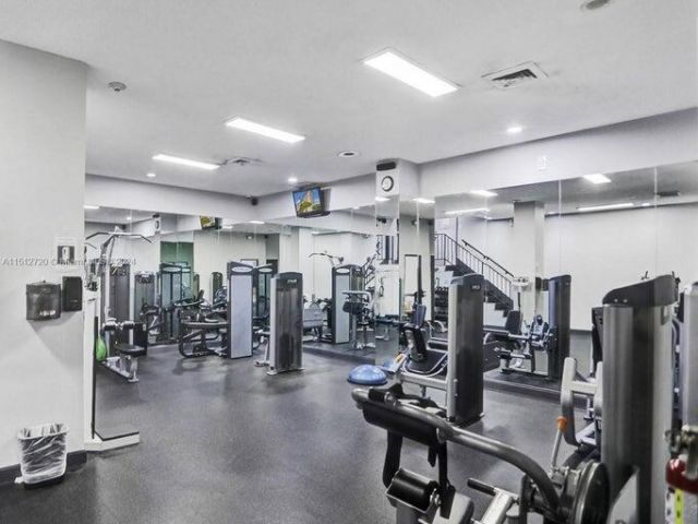 Apartment for sale  Unit #1611 - photo 5696195