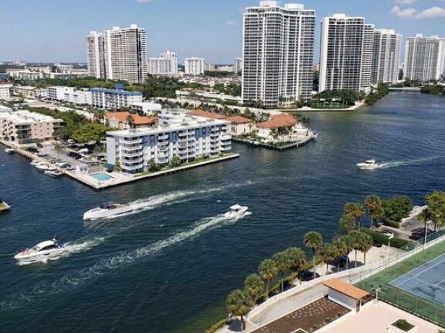 Apartment for sale  Unit #1611 - photo 5696200