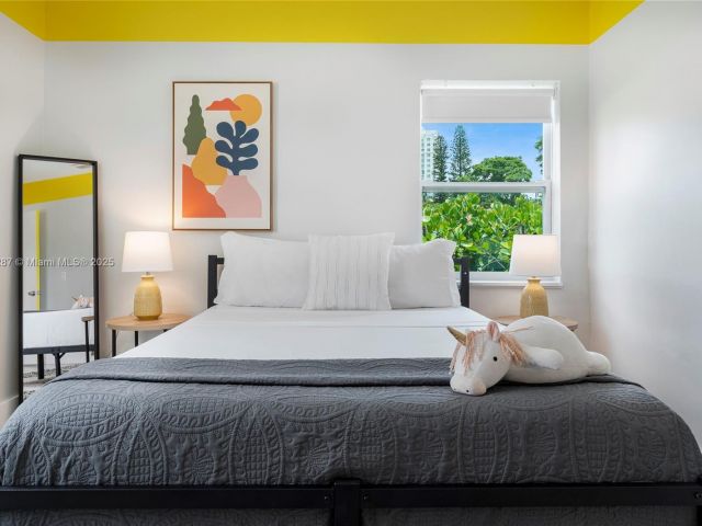 Home for rent at 968 NE 80th St - photo 5930378