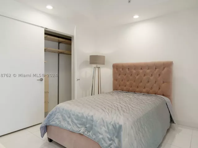 2-bedroom condo for sale in Miami - 851 NE 1st Ave 4406 - MondialRealty
