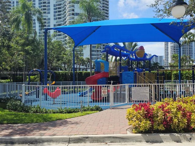 Apartment for rent  Unit #1607 - photo 7448749