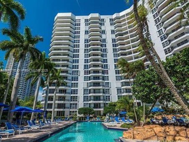 Apartment for rent  Unit #1607 - photo 7448752