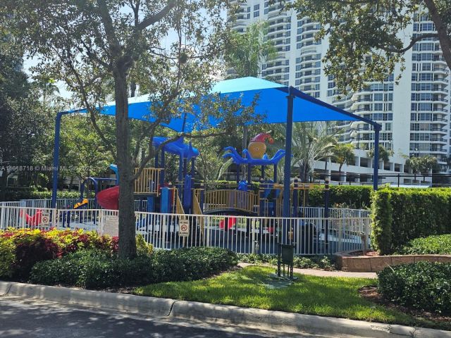 Apartment for rent  Unit #1607 - photo 7448761