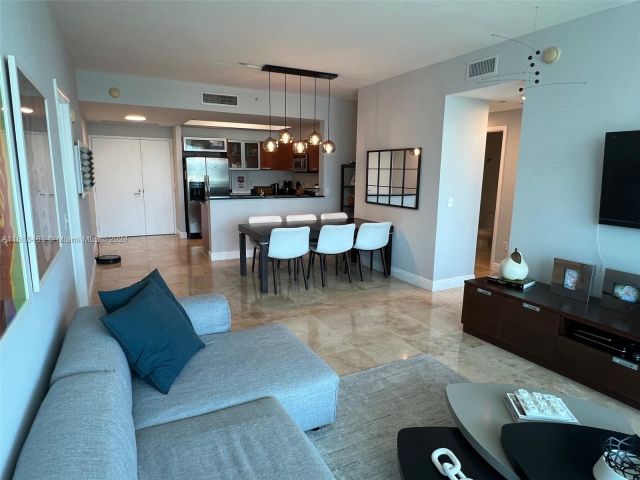 Apartment for sale  Unit #1-609 - photo 7502546