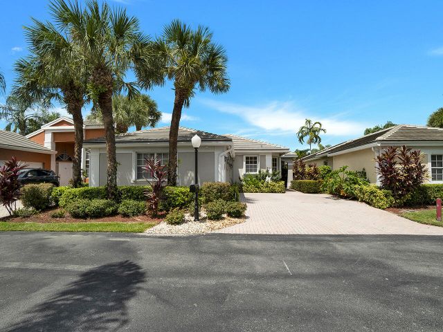 Home for sale at 22831 Windsor Wood Court - photo 6059522