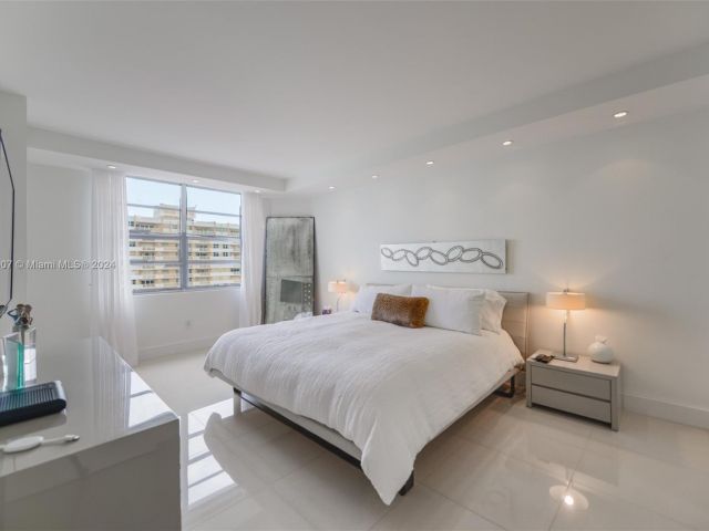 Apartment for sale  Unit #19G - photo 5677000