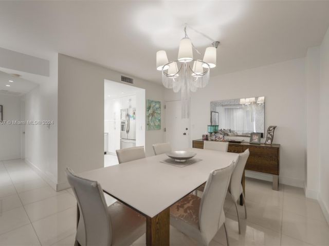 Apartment for sale  Unit #19G - photo 5677006