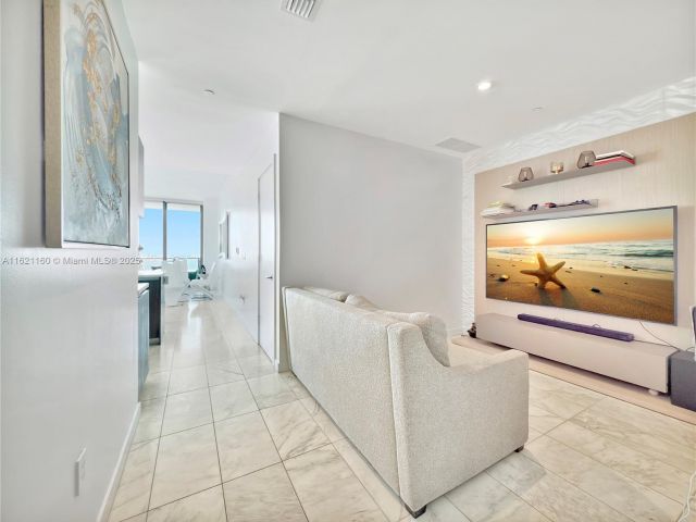 Apartment for sale  Unit #2407 - photo 5708169