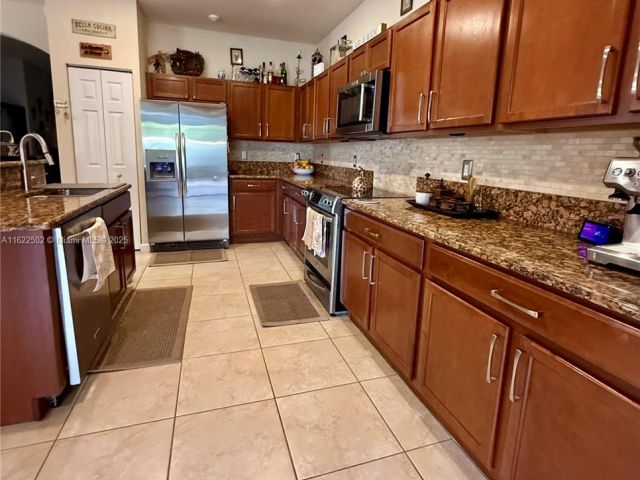 Home for sale at 11922 SW 154th Path - photo 5828106