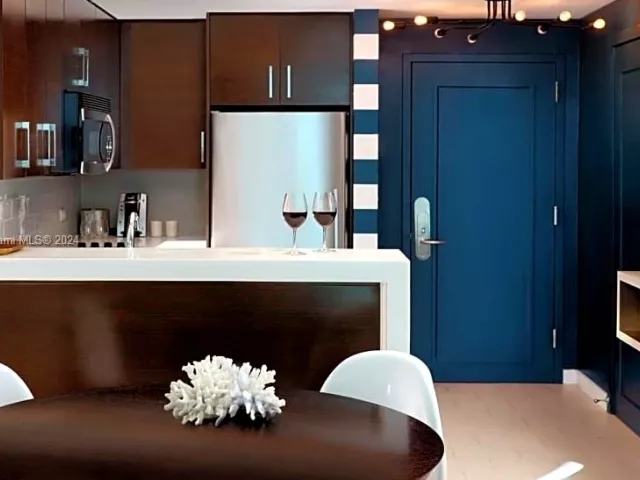 Apartment for sale  Unit #1906 - photo 5656727