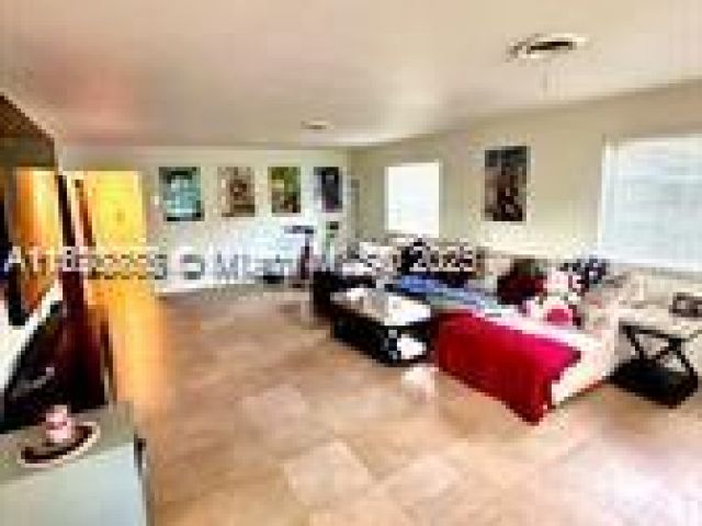 Home for sale at 4109 Hayes St - photo 5742027