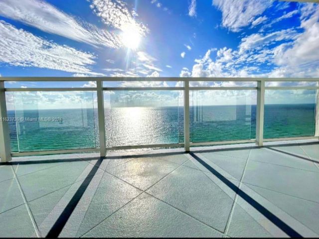 Apartment for sale  Unit #2220 - photo 5662593