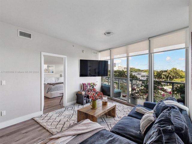 Apartment for sale  Unit #309 - photo 5774433