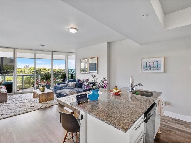 Apartment for sale  Unit #309 - photo 5774437