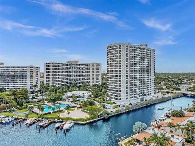 2-bedroom condo for sale in Hallandale Beach - 2500 Parkview Dr 2415 - MondialRealty