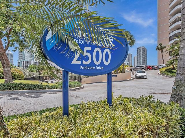 2-bedroom condo for sale in Hallandale Beach - 2500 Parkview Dr 2415 - MondialRealty