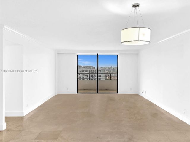 2-bedroom condo for sale in Hallandale Beach - 2500 Parkview Dr 2415 - MondialRealty