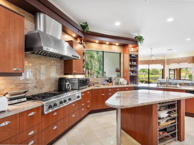 Home for sale at 17654 Bocaire Way - photo 5835053