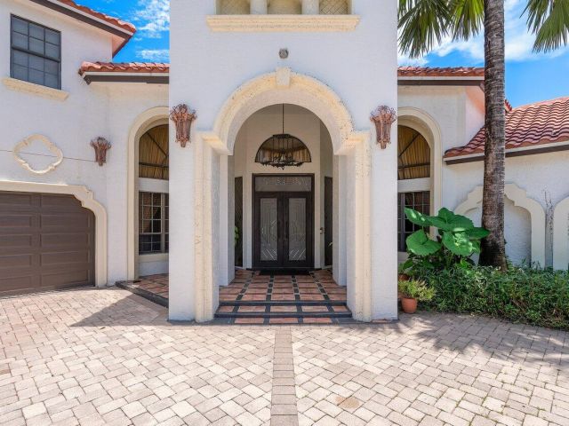 Home for sale at 17654 Bocaire Way - photo 5835059