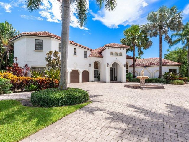 Home for sale at 17654 Bocaire Way - photo 5835061