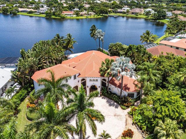 Home for sale at 17654 Bocaire Way - photo 5835062