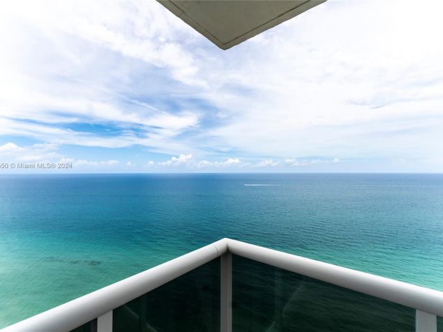 Apartment for rent  Unit #3608 - photo 5670677