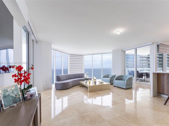 Apartment for rent  Unit #3608 - photo 5670682