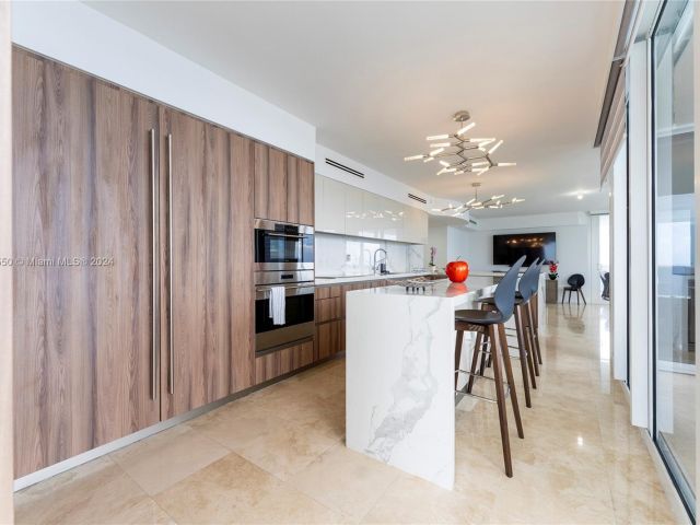 Apartment for rent  Unit #3608 - photo 5670688