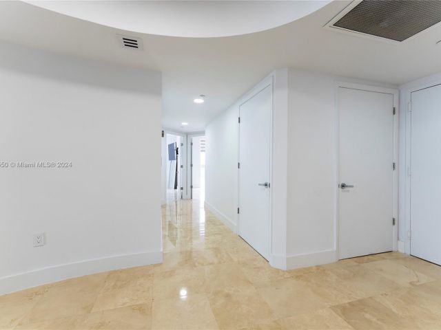 Apartment for rent  Unit #3608 - photo 5670693