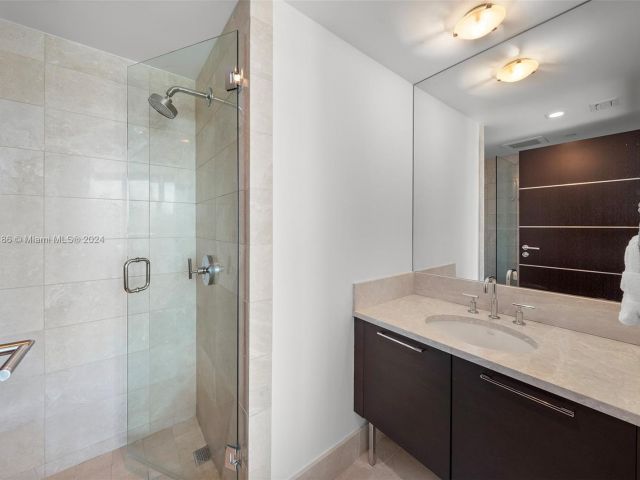 Apartment for sale  Unit #804 - photo 5794153