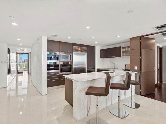 Apartment for sale  Unit #804 - photo 5794163