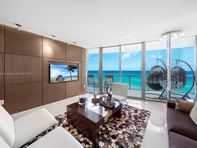 Apartment for sale  Unit #804 - photo 5794170