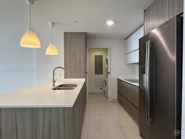 Apartment for sale  Unit #2302 - photo 5644474