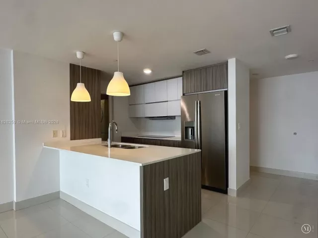 Apartment for sale  Unit #2302 - photo 5644475