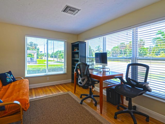 Home for sale at 2315 Summit Boulevard - photo 5750659