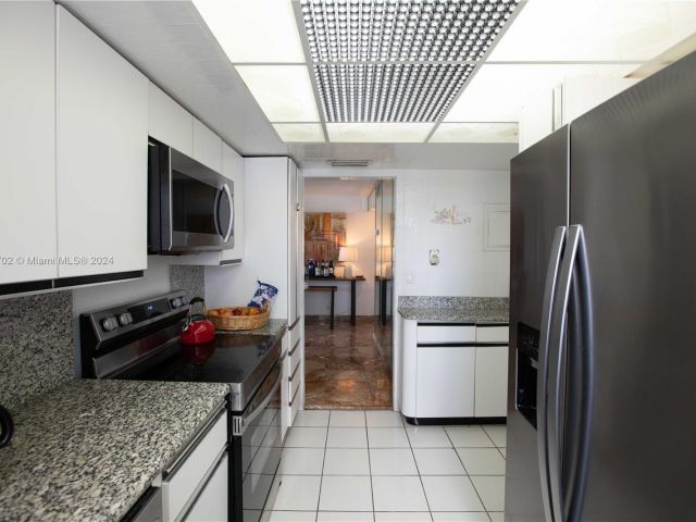 Apartment for sale  Unit #1728 - photo 5689326