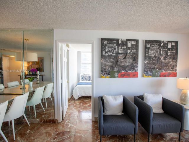 Apartment for sale  Unit #1728 - photo 5689334