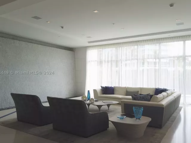 2-bedroom condo for sale in Sunny Isles Beach - 300 Sunny Isles Blvd 2103 - MondialRealty