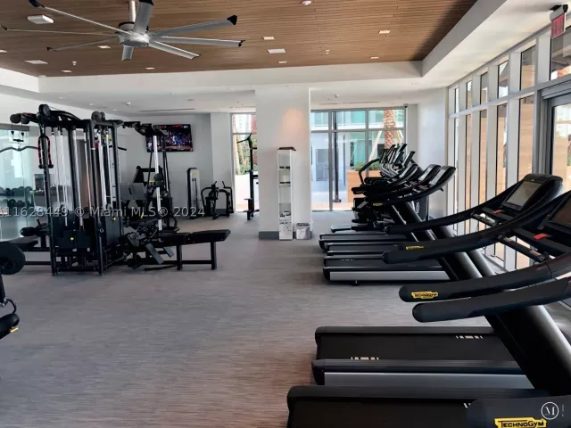 2-bedroom condo for sale in Sunny Isles Beach - 300 Sunny Isles Blvd 2103 - MondialRealty