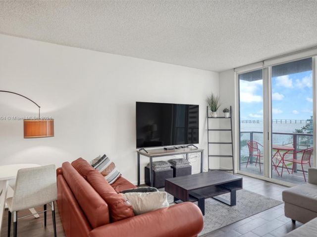 Apartment for sale  Unit #507 - photo 5717385