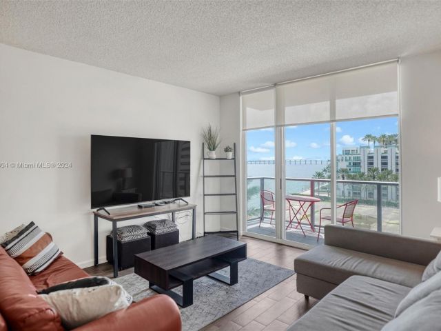 Apartment for sale  Unit #507 - photo 5717386