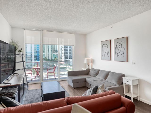 Apartment for sale  Unit #507 - photo 5717387