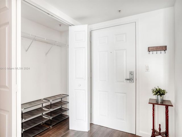 Apartment for sale  Unit #507 - photo 5717389