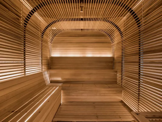 Apartment for sale  Unit #3101 - photo 5673342