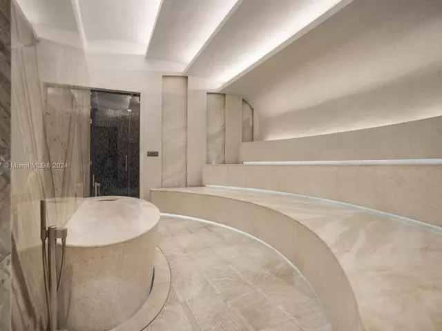 Apartment for sale  Unit #3101 - photo 5673343