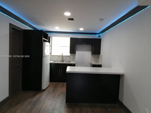2-bedroom home for rent in Miami - 2720 NW 29th St 2720 - MondialRealty