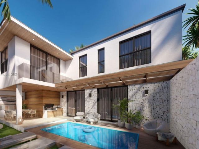 Home for sale at 1955 SW 29th Ave 2C - photo 5838711