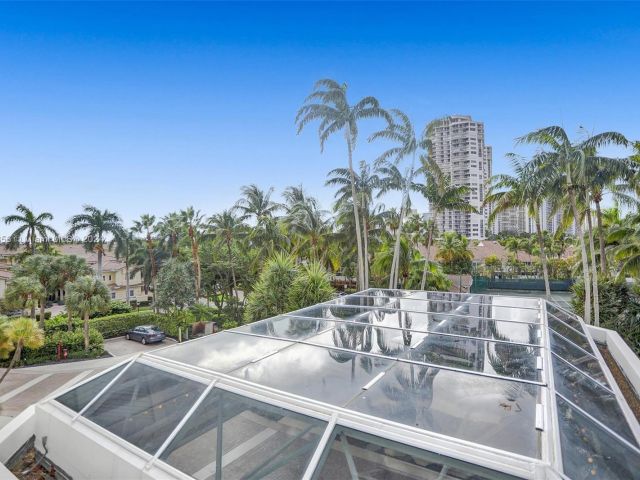 Apartment for sale  Unit #403 - photo 5682982